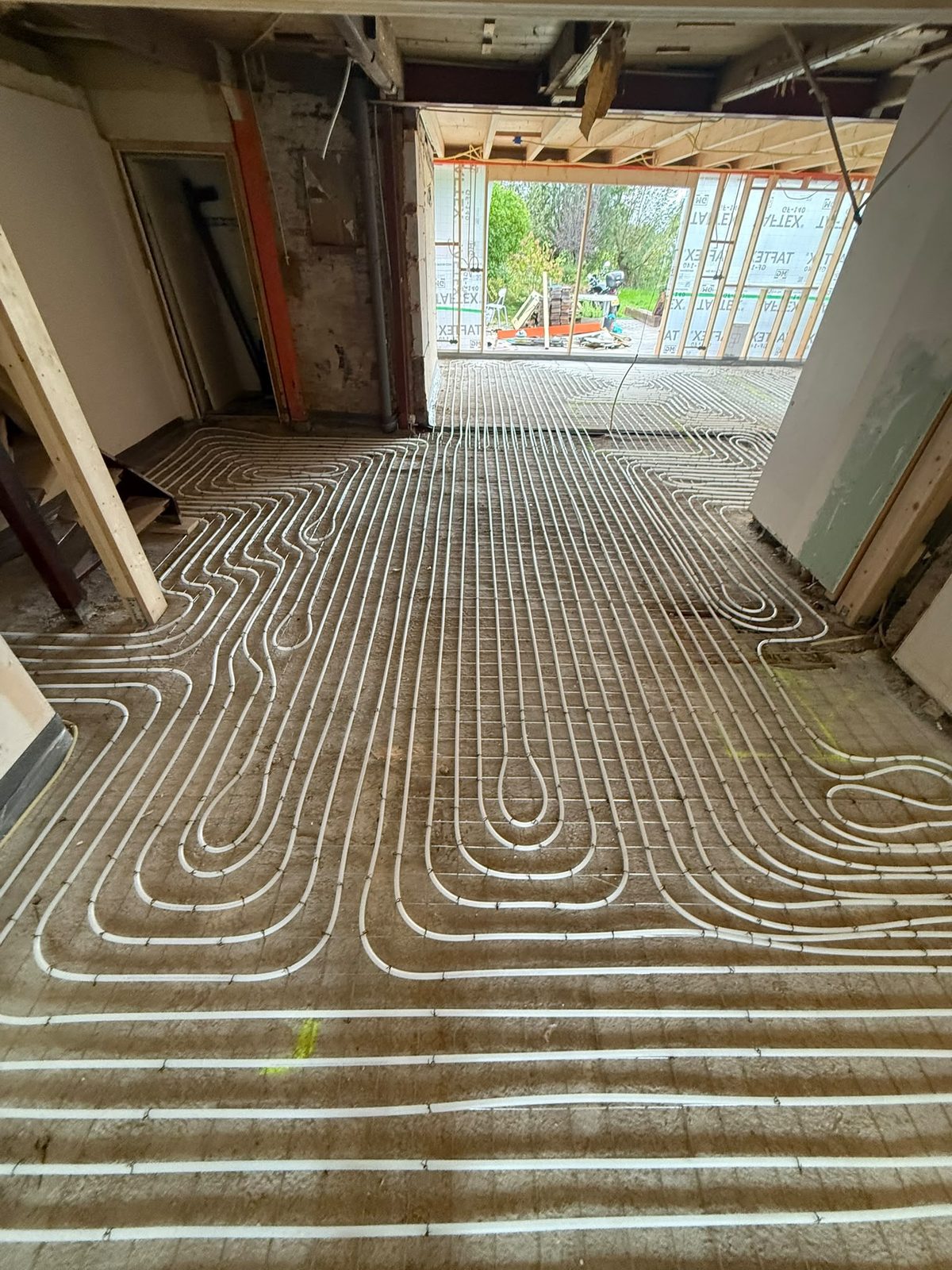 Aanleg van vloerverwarming door Dynamic Bouw