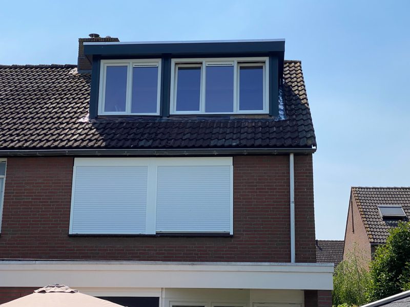 Dakkapel met rolluik